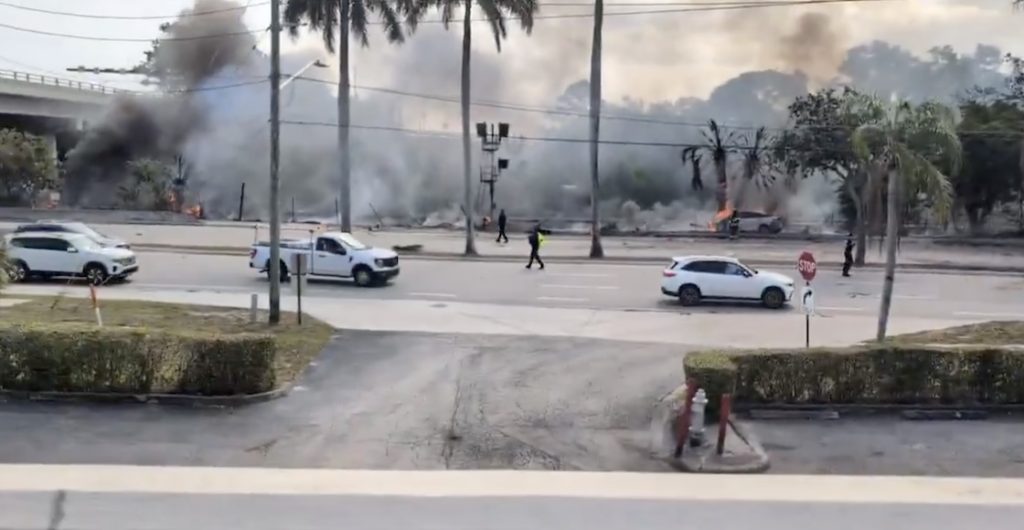 Cae avioneta en Boca Ratón