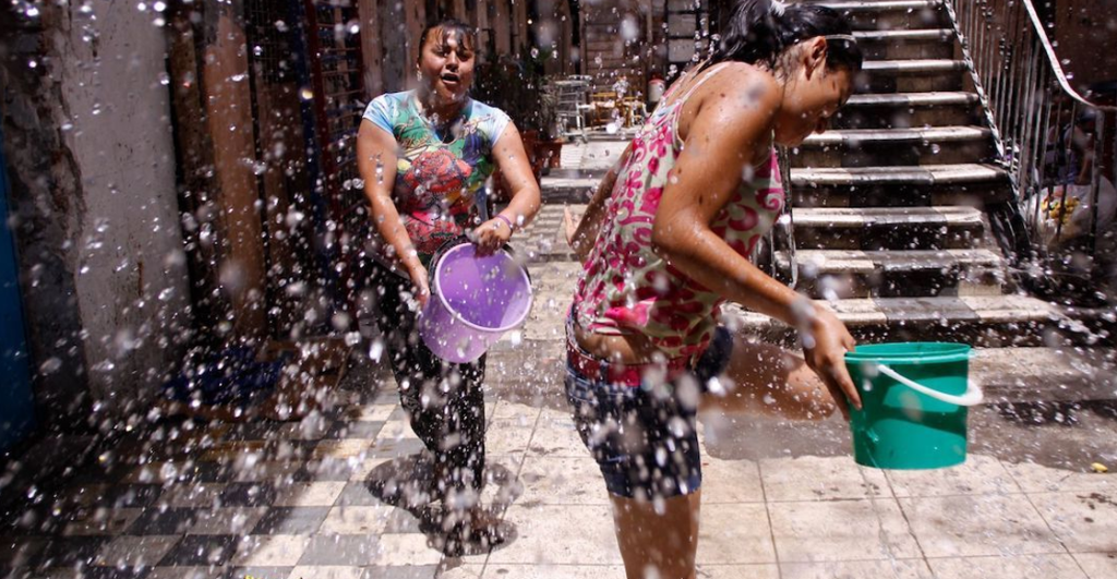 ¿De cuánto es la multa en CDMX por desperdiciar agua el Sábado de Gloria en 2025?