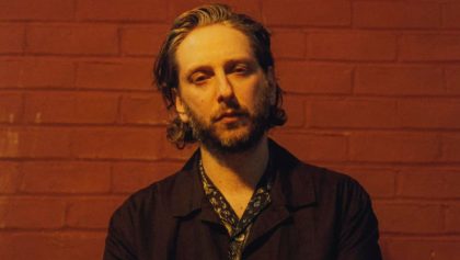 ¿Por qué Oneohtrix Point Never es uno de los productores pop más importantes de la actualidad?