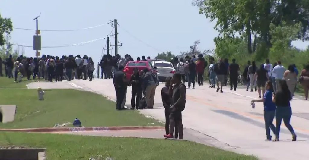 reportan-tiroteo-dentro-escuela-secundaria-texas