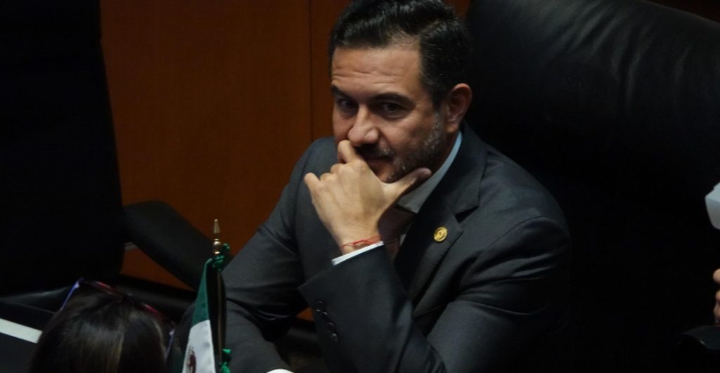 Yunes Márquez retira afiliación a morena
