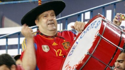fallece-manolo-el-del-bombo-aficionado-seleccion-espana-2