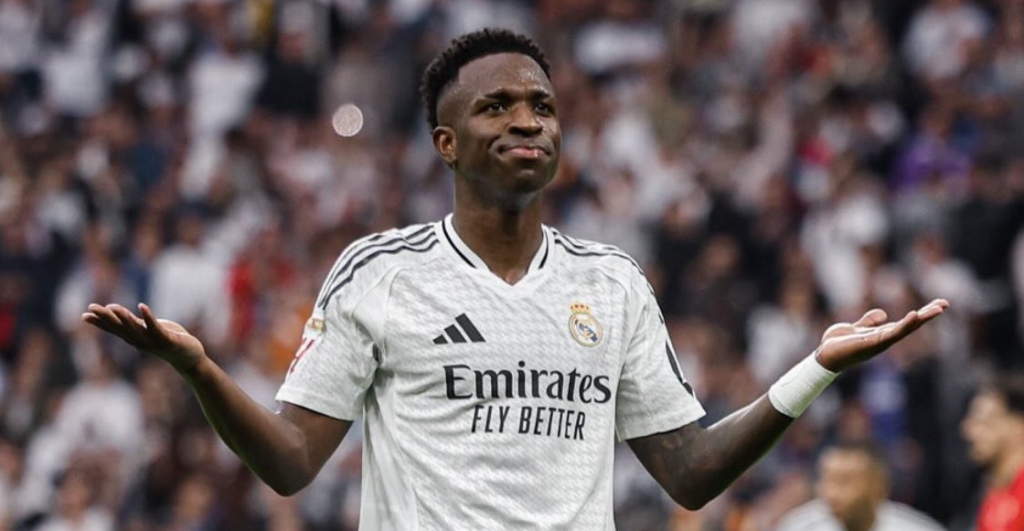 ¡Tssss! 5 aficionados fueron condenados a 1 año de prisión por insultar a Vinicius Jr