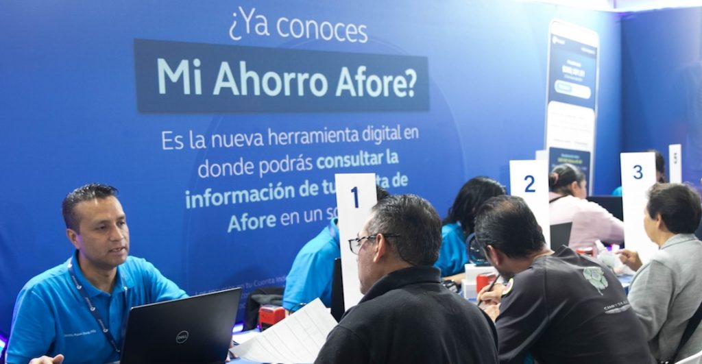 Candados al retiro de AFORES por desempleo: Te explicamos cómo funcionarían y qué sigue