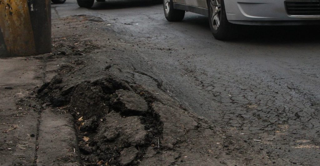 Periférico Norte: 54 kilómetros de baches y 10 años sin mantenimiento